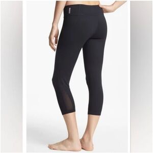 Zella / Live In Crop Length Leggings